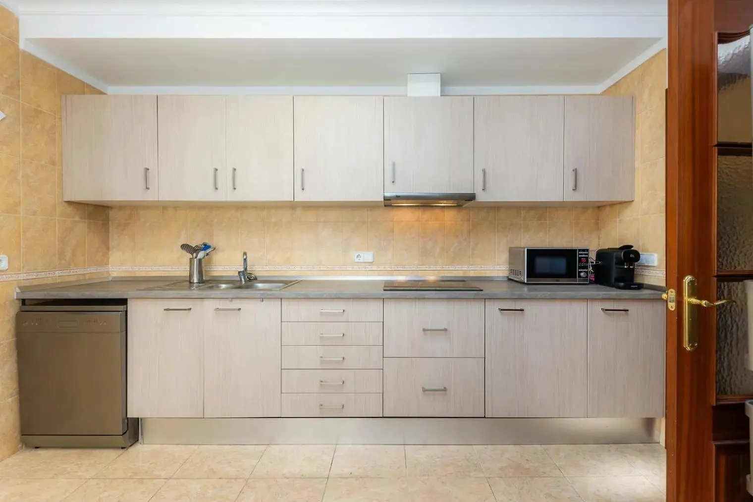 Sa Coromina & Sa Estany Apartments - 1 Min To Beach And Restaurants Cala Ratjada